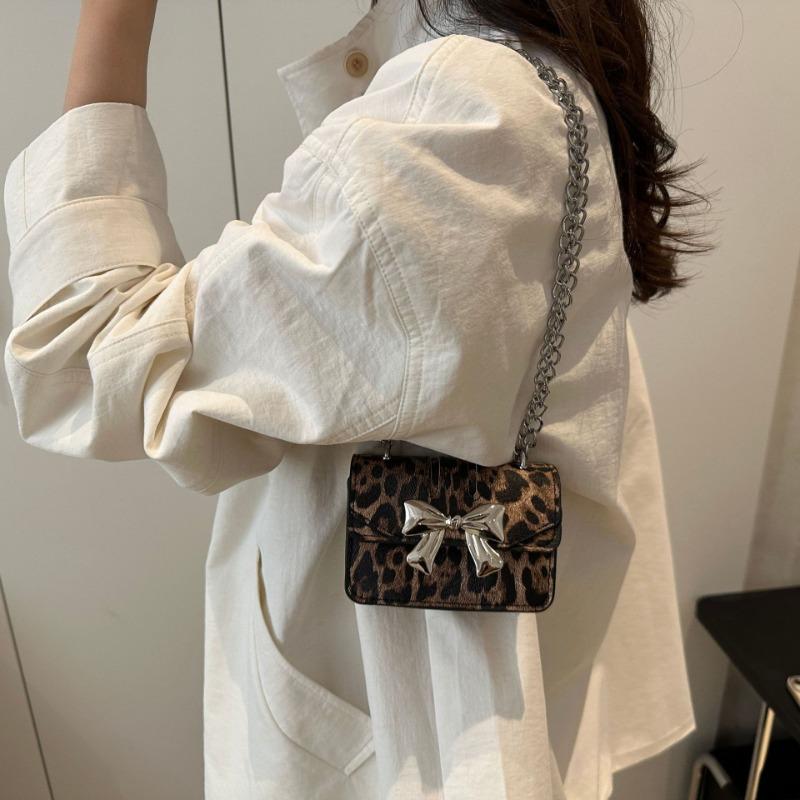 Fashion Girl Chain Single Shoulder Simple New Exquisite Bow Large Capacity Trendy Messenger Small Square Bag