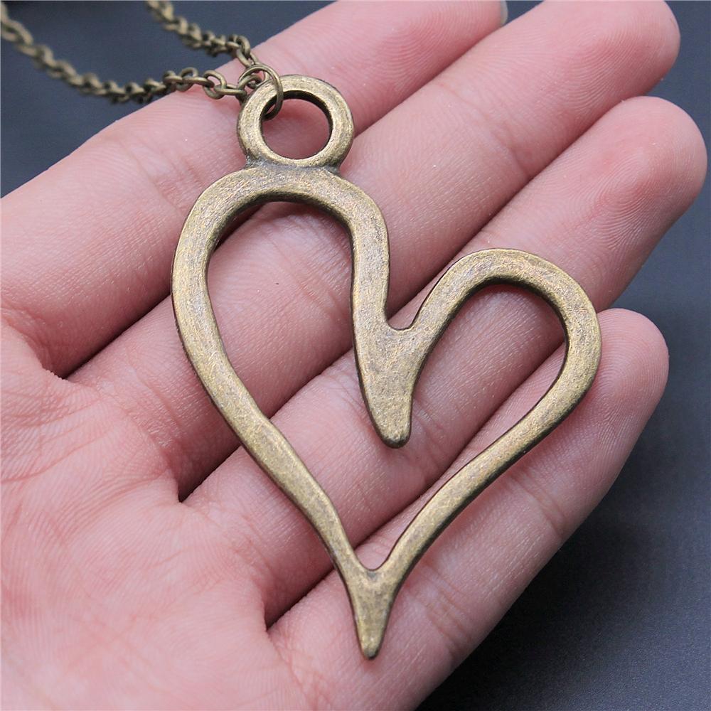 3D Hollow Heart Pendant Necklace Vintage Antique Silver Color Carved Heart Pendant Necklace For Women Long Metal Chain Necklace