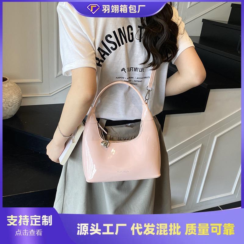 High-end niche bag women's new popular versatile messenger bag fashionable one-shoulder underarm dumpling bag