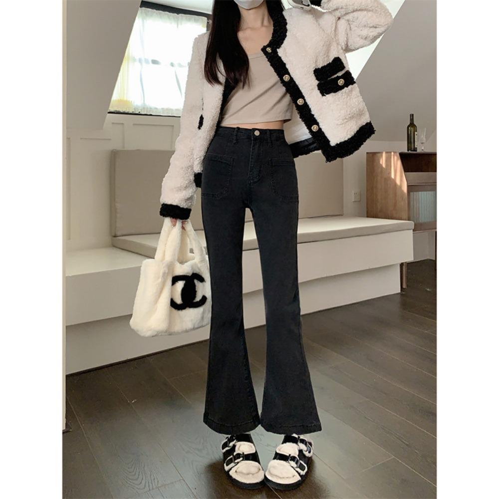 High-waisted and slightly pulled jeans for women's autumn and winter 2025 new retro and thin high-street style versatile horn jeans