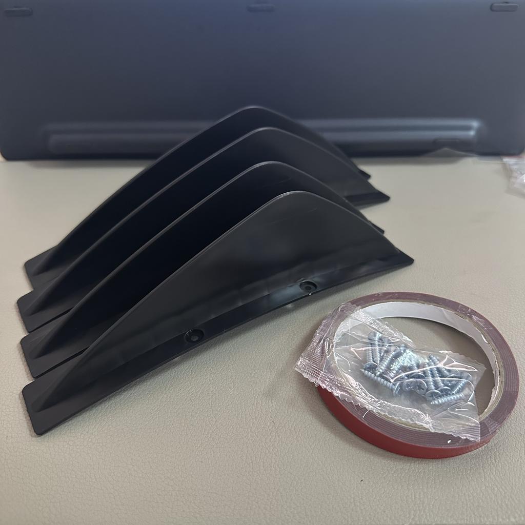 Universal 4 Stück Auto Heckstoßstange Streifen Lippe Spoiler Diffusor Splitter Kratzschutz Auto Heckverlängerung Auto Antikollision