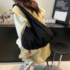 Korean large-capacity lazy wind tote bag women's niche design commuting leisure relaxation shoulder armpit bag