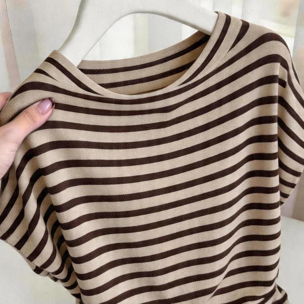 2026 Summer Waist-Cinching Striped Batwing Top - Short Sleeve, Loose, Slimming Design for Women