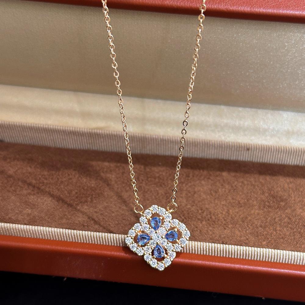 Seiko Four-leaf Necklace Full Diamond Snowflake Collarbone Chain Ins Cold Wind High Fashion Jewelry