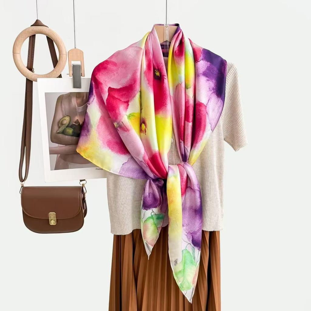 New fashion 111 mulberry silk silk scarf, women's Spring Festival gift for elders to keep warm 111 silk collection