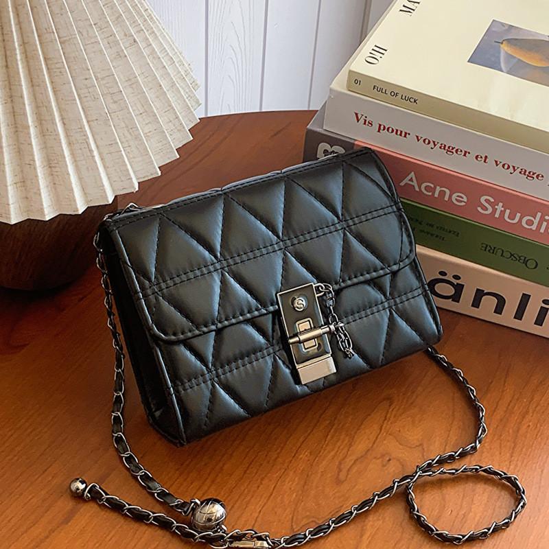 Stylish Pu Leather Crossbody Bag For Women Trendy Quilted Chain Shoulder Bag