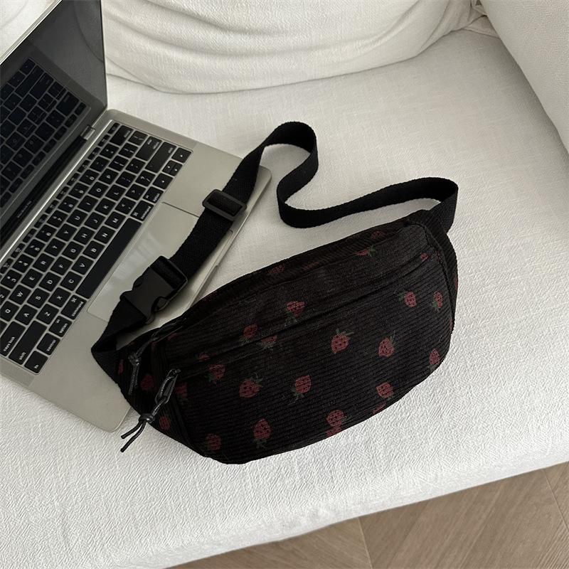 Breast Bag Women's 2025 Fashion Small Fresh Casual Versatile Large Capacity Strawberry Printing Single Shoulder Oblique Span Bag