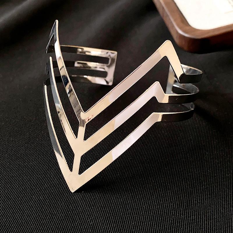Vintage Eenvoudige Bovenarm Armband Voor Vrouwen Trendy Geometrische Waterdruppel Vorm Armbanden Verstelbare Feest Bruiloft Sieraden Cadeaus