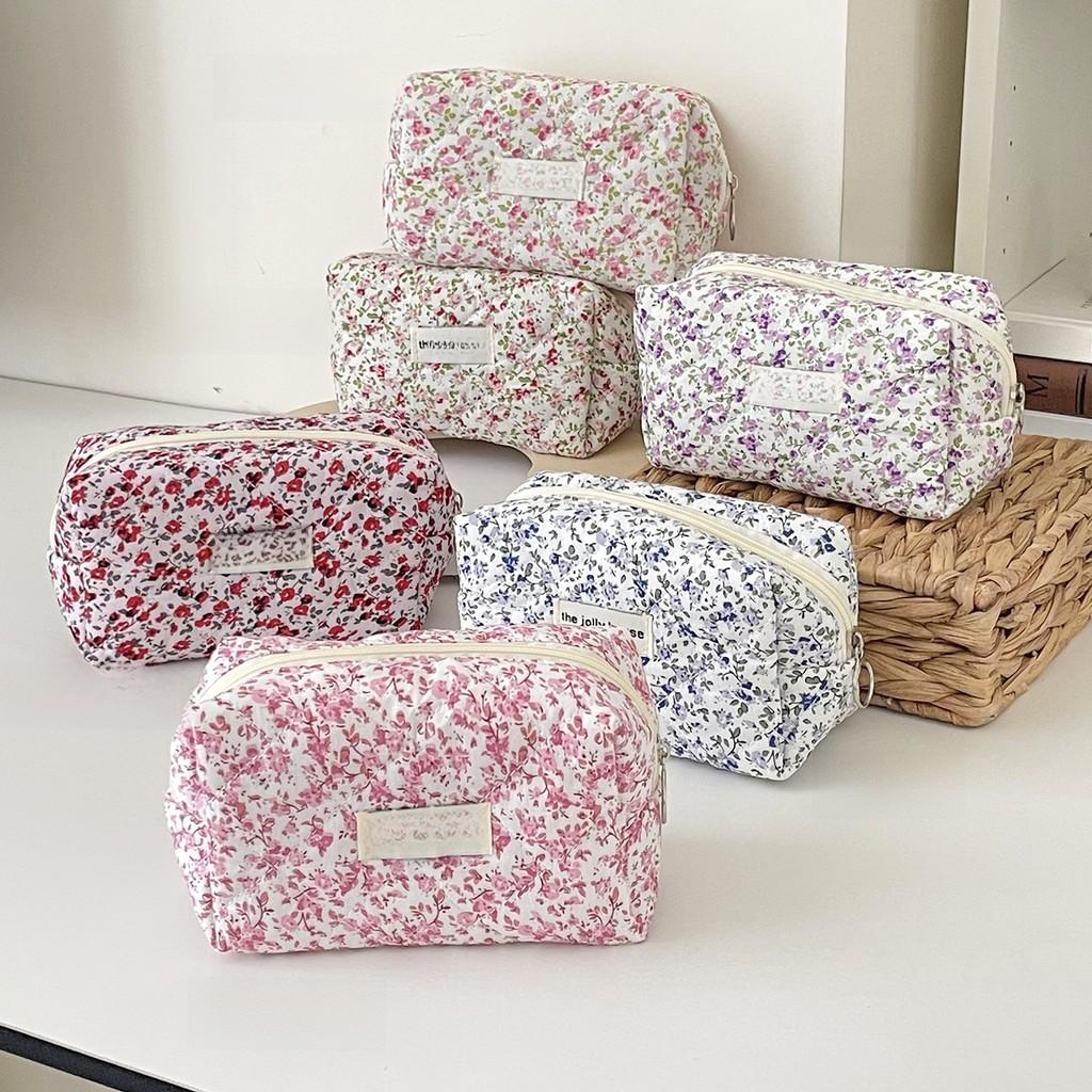 Classic Floral Pattern Makeup Bag With Zipper For Girls Travel And Daily Use