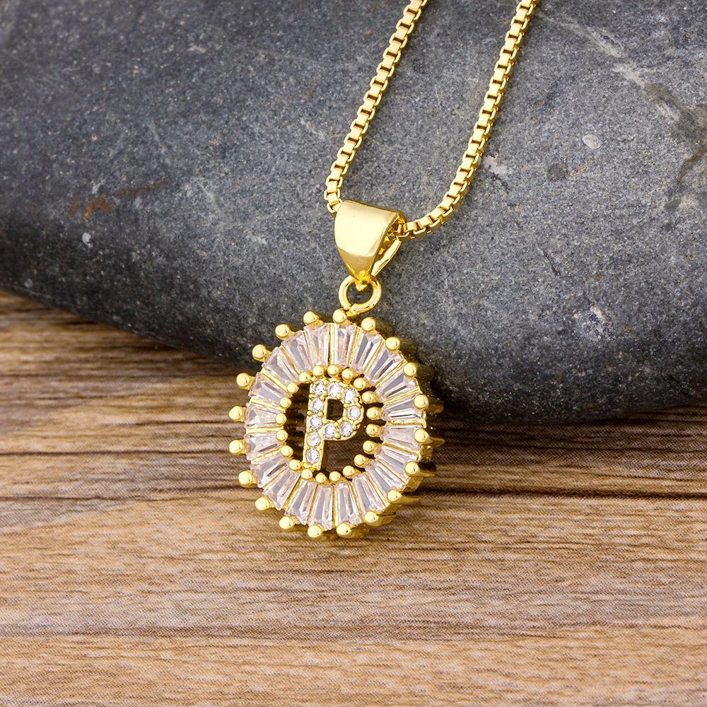 A piece of A-Z letters elegant and beautiful pendant necklace suitable for women men's initials fashionable versatile jewelry accessories