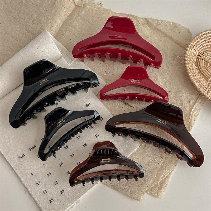 Gold-Labeled Acetate Dumpling Claw Clip Hair Accessory