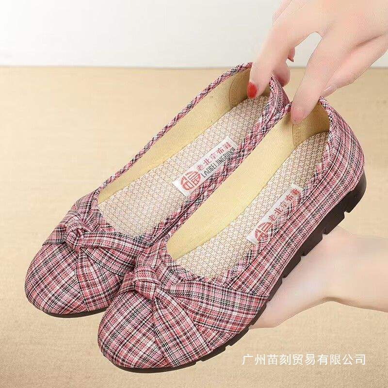 Spring cloth shoes single shoes middle-aged and elderly flat-soled shallow mouth mother shoes soft-soled work shoes