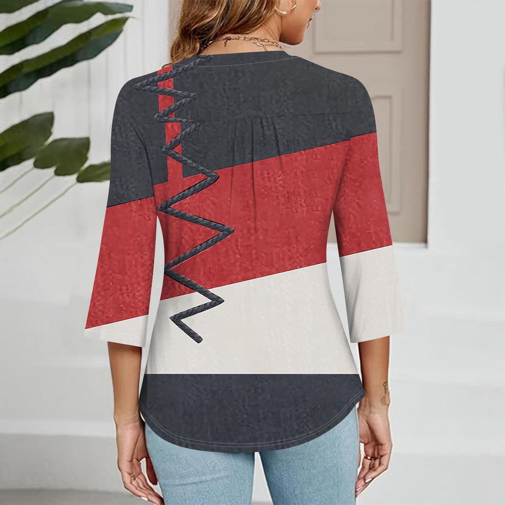 Women's V-neck Gradient Print Three-quarter Sleeve Fashion Top