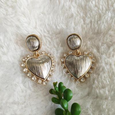 Korean Retro Heart Earrings with Inlaid Diamonds, Peach Heart Design, Silver Needle.