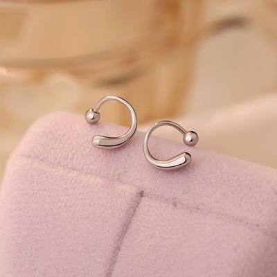 Water Drop Bead Screw Earrings with Autumn and Winter Geometric Design Simple and Fashionable Ear Decorations