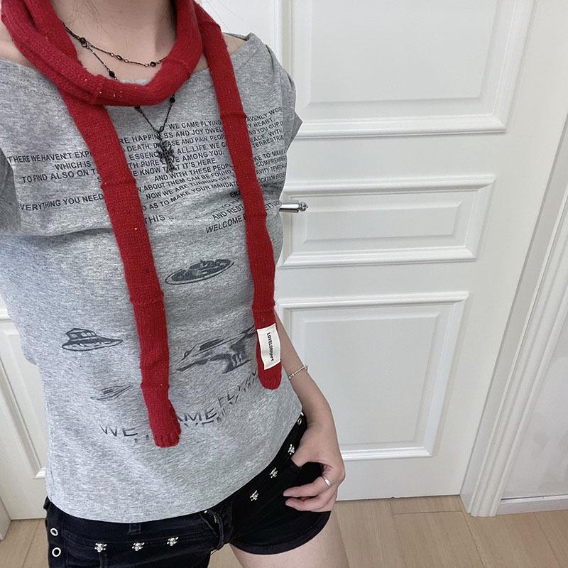 American Artistic Striped Sweet & Spicy Fashionable Women's Scarf for a Stylish Autumn & Winter Look