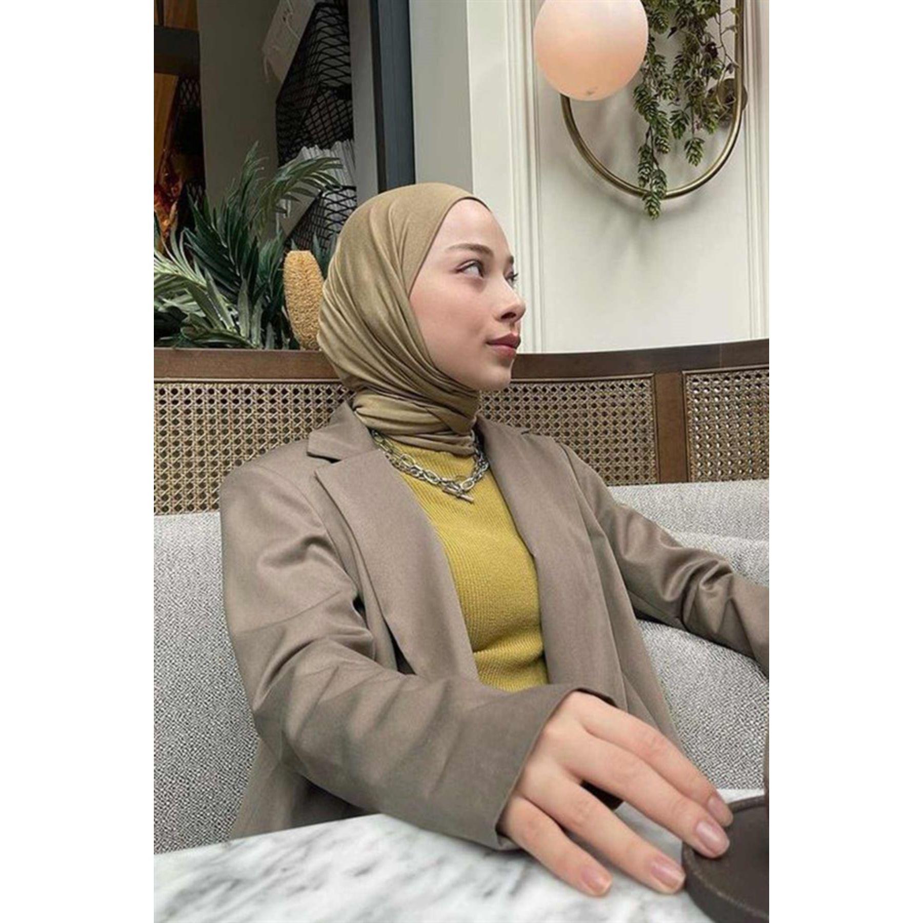 

Premium Jersey Hijab Oil Green STD зелёный