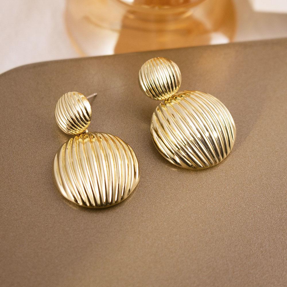 Vintage Rhinestone Geometric Stud Earrings - Retro Court Style, Niche Design, Light Luxury, High-End