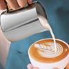 350/600 ml Kaffeemilchaufschäumkrug Edelstahl-Milchaufschäumbecher Dampftopf mit Latte-Art-Stift Kaffee-Latte-Zubehör