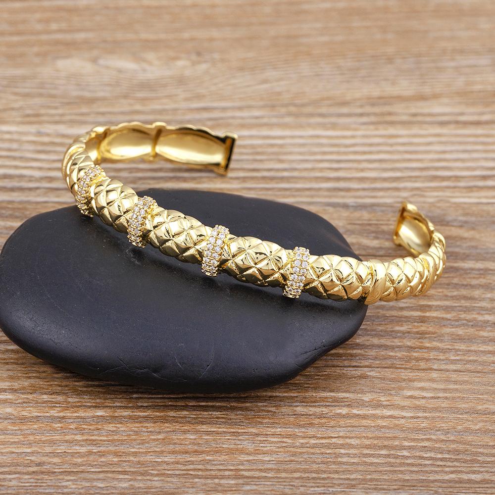 Nidin Hot Fashion Gold Plated Open Bangle Jewelry for Woman Shine Zircon Charm Adjustable Bracelet Party Wedding Brand Gift