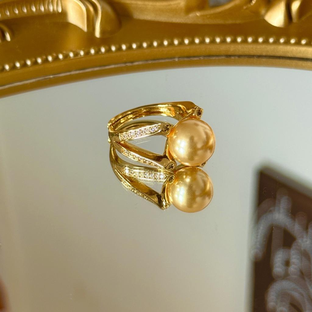 Light Luxury Exquisite Sweet Compact Pearl Ring Necklace Earrings Gold Jewelry Three-Piece Set