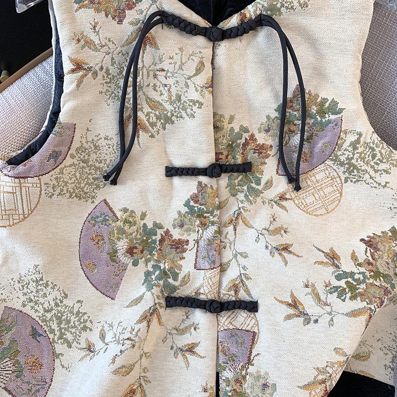 Retro Frog Button Jacquard Embroidery Vest for Middle-Aged Women - Spring/Autumn Styles