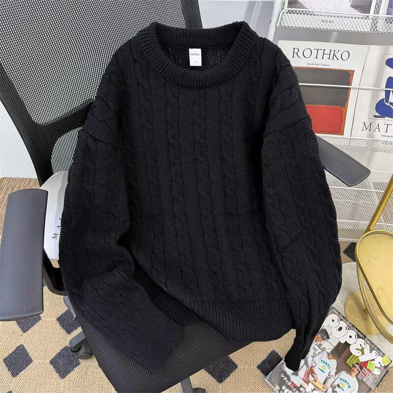 Модный свободный свитер с V-образным вырезом и косами на зиму Medium чёрный 2140₽