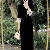 Hepburn-Inspired Black Velvet Dress: Waist-Hugging, Light Luxury, Niche Style for Women
