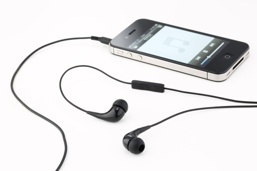 iPhone Stereo Earphone with MicrophoneBlack SB-EM01-ISIOBK
