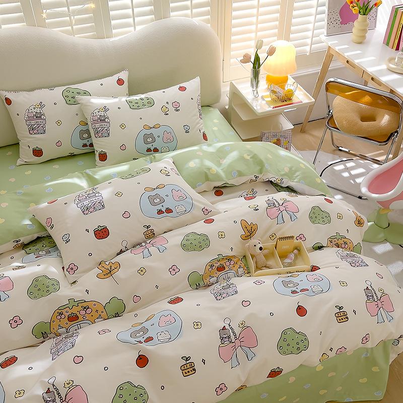 Set drăguț din patru piese din bumbac pur, set din trei piese, cearșaf de pat și cuvertură din bumbac, husă de pilota cu desene animate