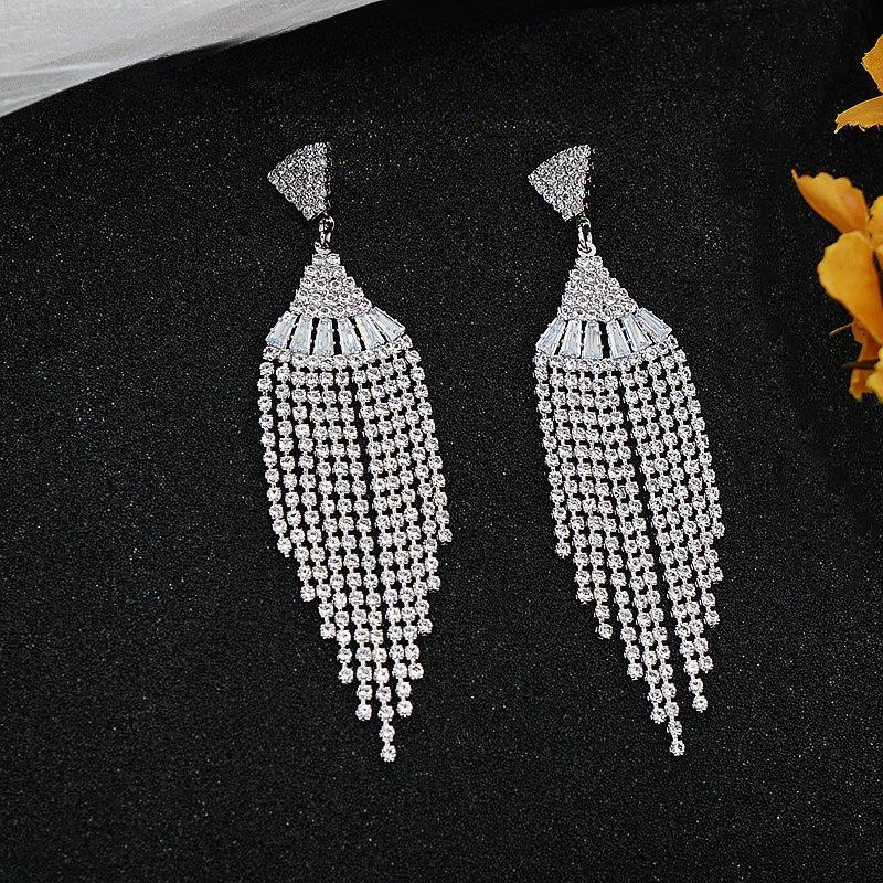 Elegant Tassel Long Earrings: European & American Fashion, High-End Prom & Evening Goddess Style.