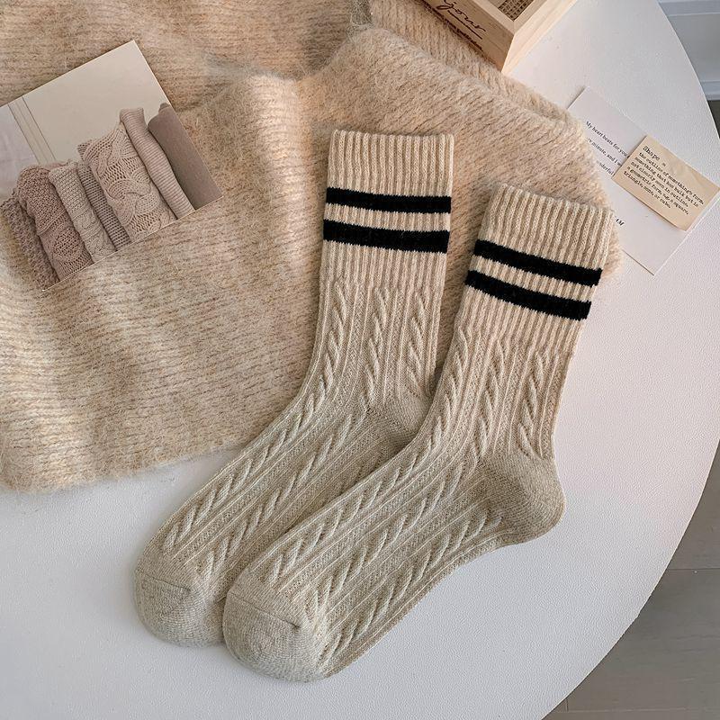 Warm Korean-Style Coffee Two-Stripe Cable Knit Women's Slouch Socks for Autumn and Winter