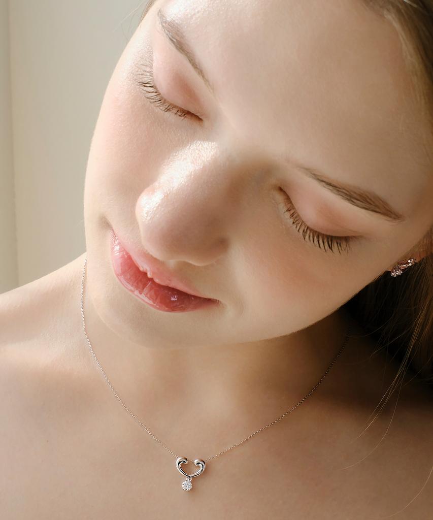 Reve Rv-Lab Diamond 0.3 Carat Phal. Love Drop Necklace