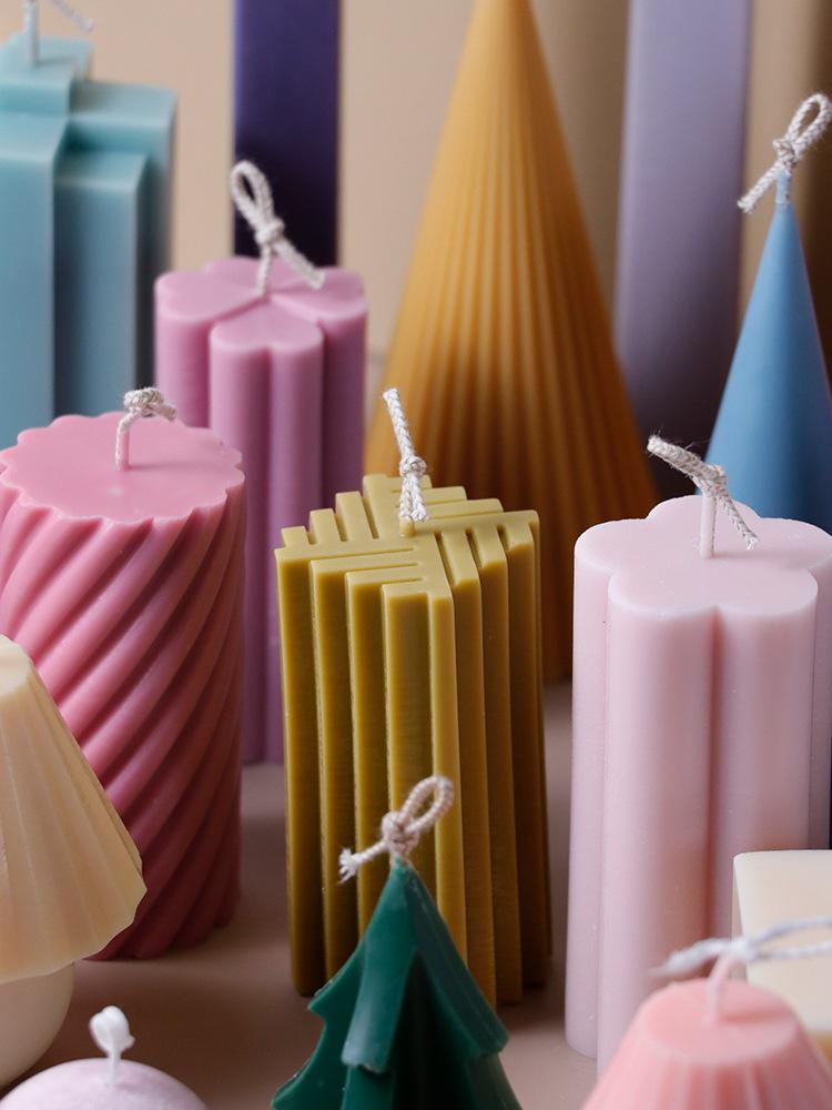 Scented Candle Materials: Soy Wax, White Beeswax, Iced Flower Wax, Coconut Wax, Paraffin, Jelly Wax