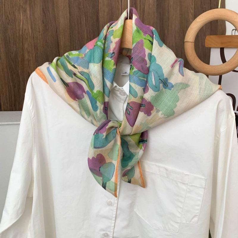 Square scarf new neck scarf scarf small shawl travel bag headscarf versatile cashew flower silk scarf