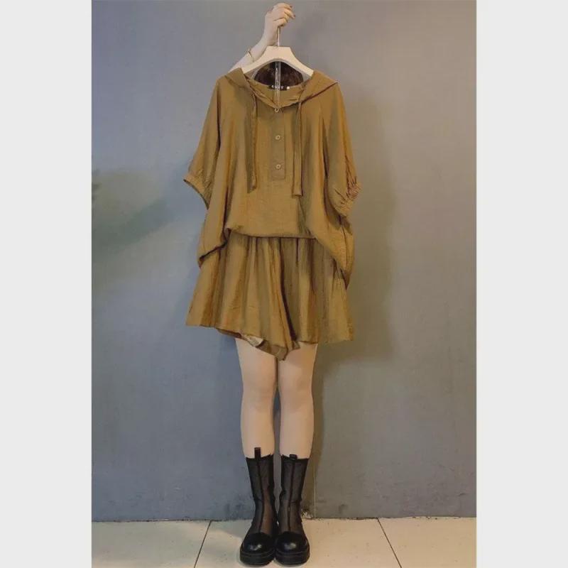 Plus-Size Women's Summer Casual Hooded Two-Piece Suit: Loose Short-Sleeved Top & Slim Shorts