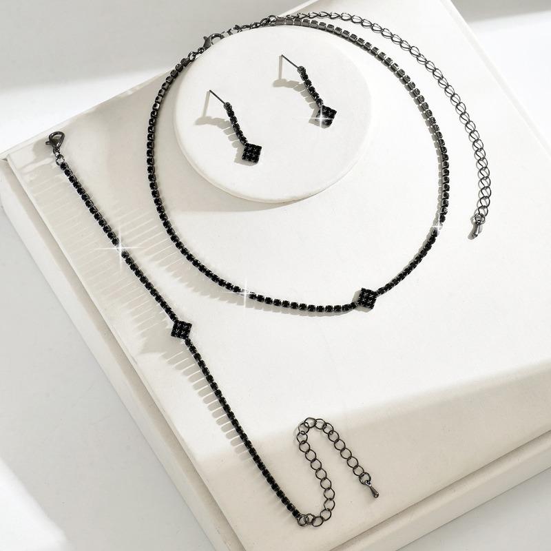 Fashionable New Limited-edition Unique High-end Versatile Claw Chain Necklace, Earrings and Bracelet