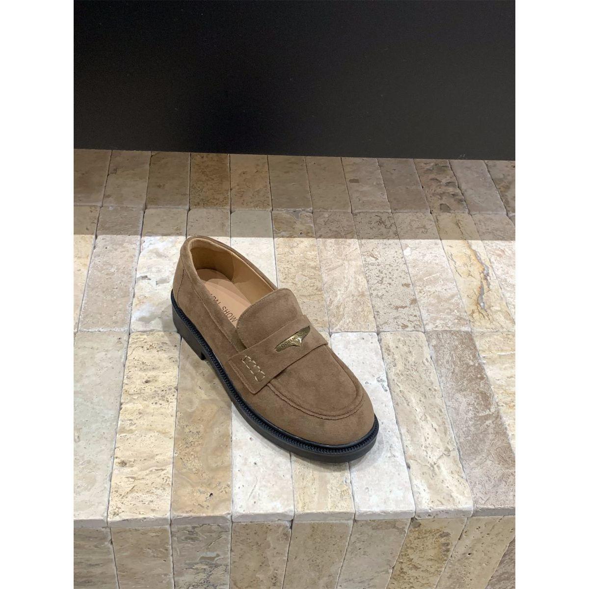 

Платформа Британский стиль маленькие кожаные туфли женские туфли 2025 новые весна и осень с юбкой черные лоферы французские одинарные туфли 40 хаки