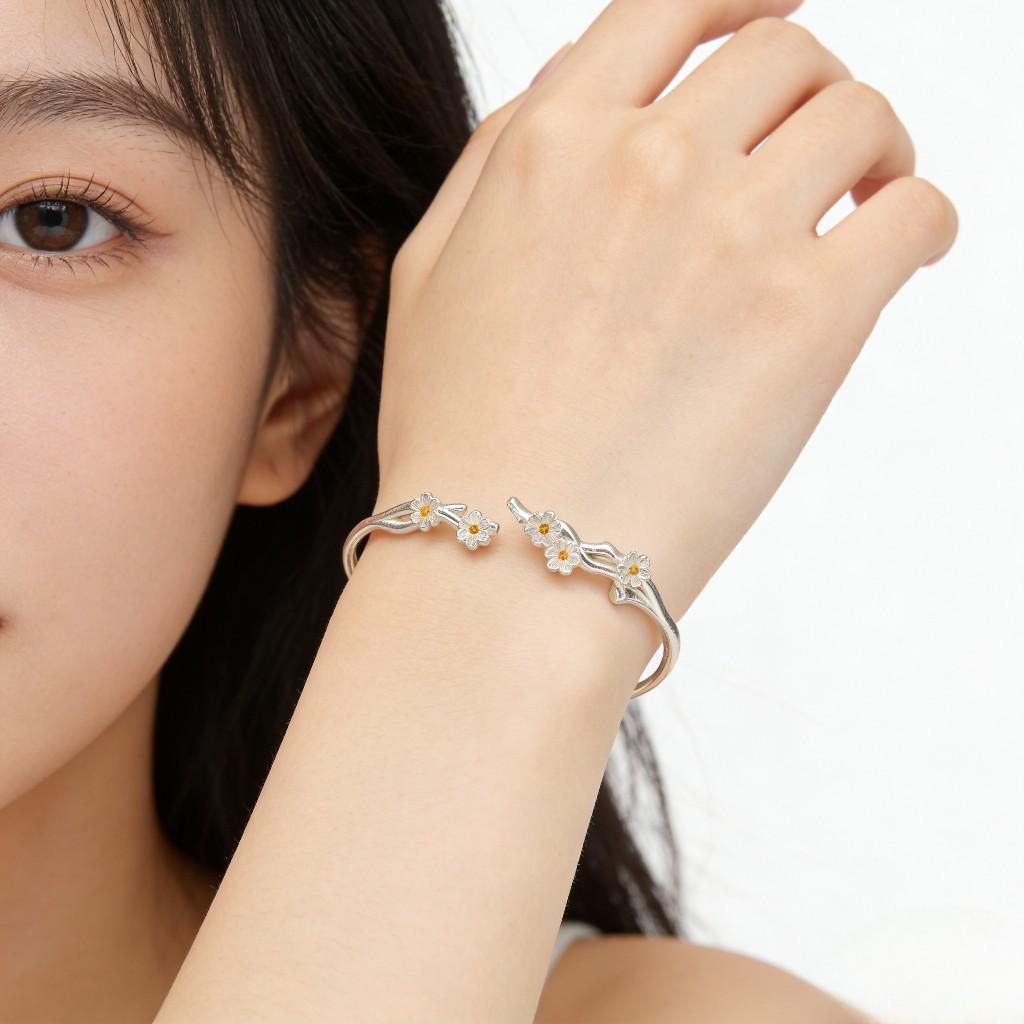 Sterling Silver 999 Jasmine Flower Openable Bangle Bracelet for Women - High-End, Fashionable, Niche Luxury Design.