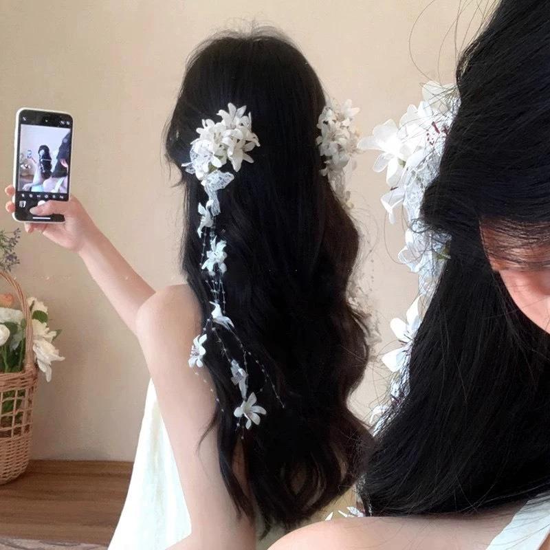 Elegant White Floral Hair Accessories Romantic Flower Hair Decor for Women Perfect for Wedding Party and Photo Shooting