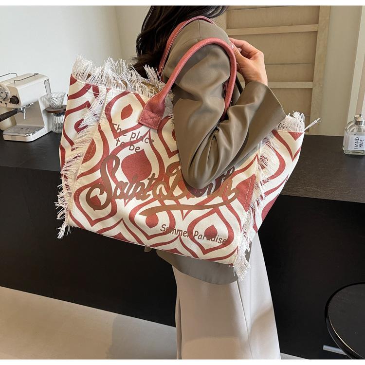 2025 new bag fashion beach large capacity shoulder bag handmade fringed denim printed tote bag