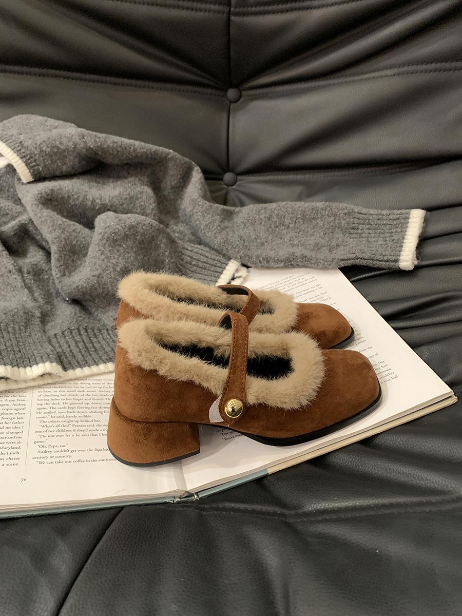 

Temperament leopard print thick heel single shoes women s velvet 2025 new fairy fluffy shoes retro Mary Jane shoes 39