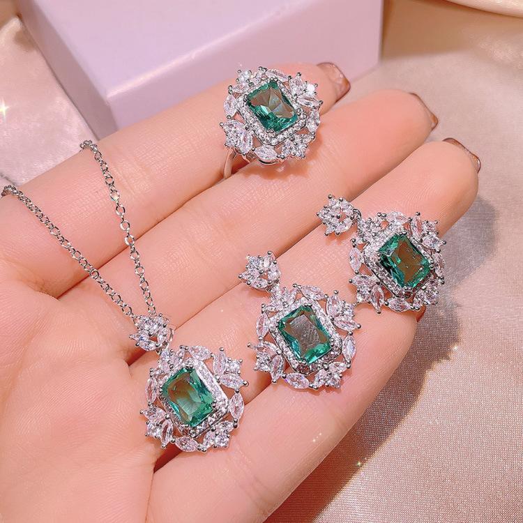 Color Treasure Necklace Female Simulation Emerald Pendant Emerald Ring Three-Piece Jewelry Set