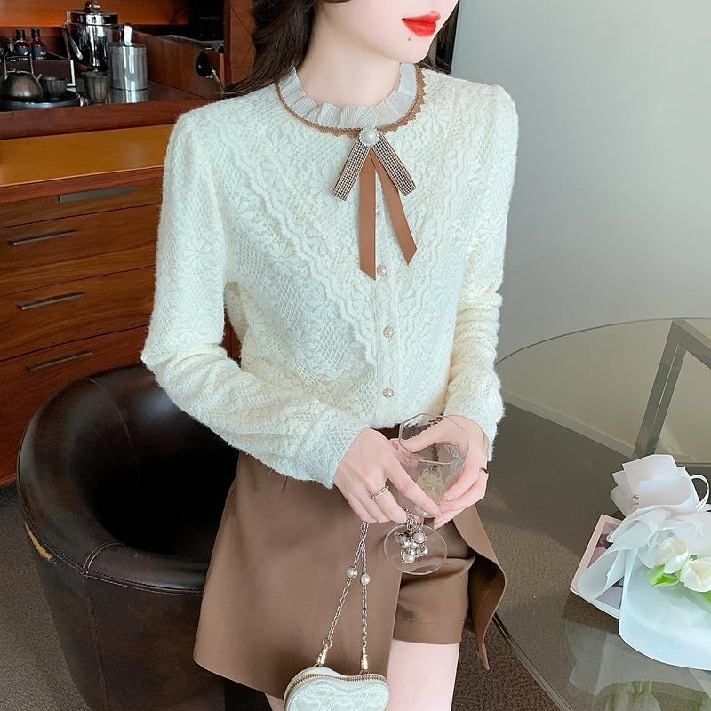 Winter Fashion New 2024 Long Sleeve Bow Stand Collar Apricot Velvet Lace Blouse Shirt Women Tops Blouses Shirts J808