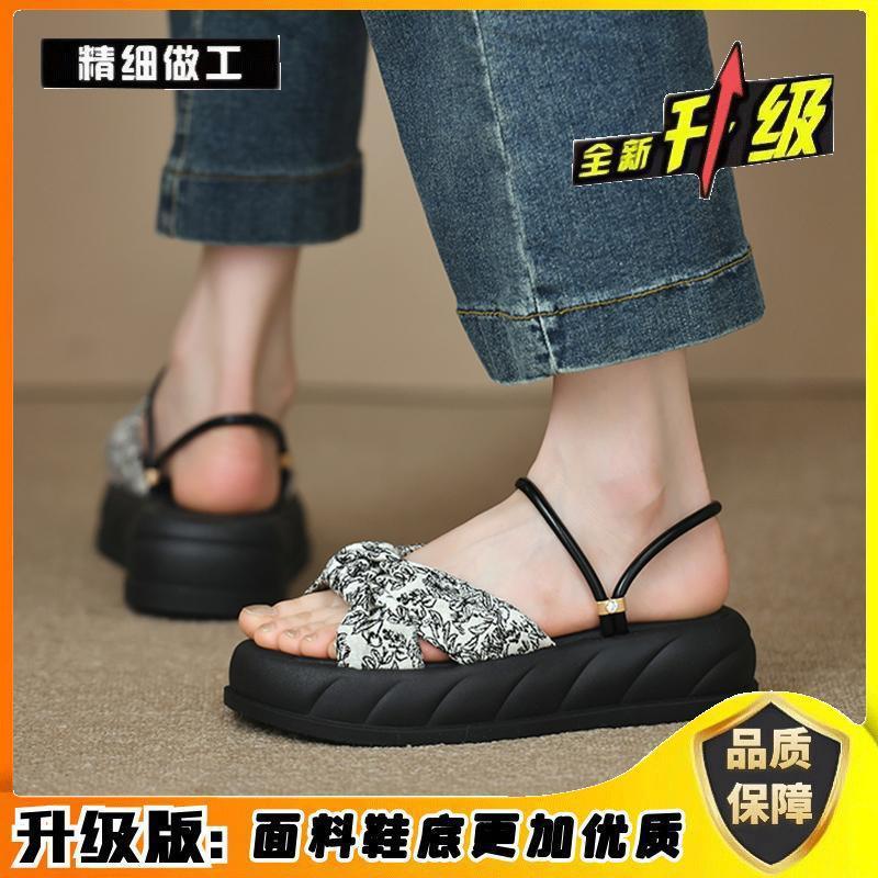 Guochao popular sandals women's 2025 new summer wear high-end Roman shoes platform muffin casual beach shoes