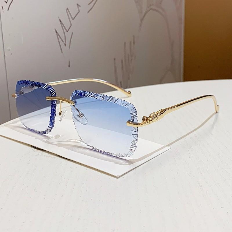 Geometric Square Sunglasses For Women With Uv400 Protection And Metal Frame For Outdoor Travel