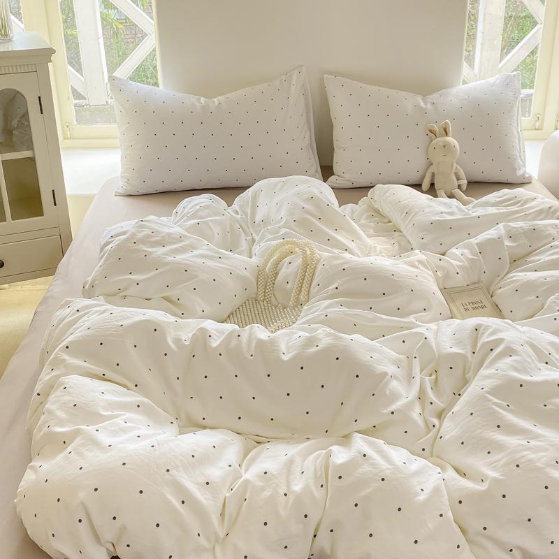 Minimalist Polka Dot Style Bedding Set Duvet Cover Set Four Piece Bedding Set Bed Sheet Fully Enclosed for Home
