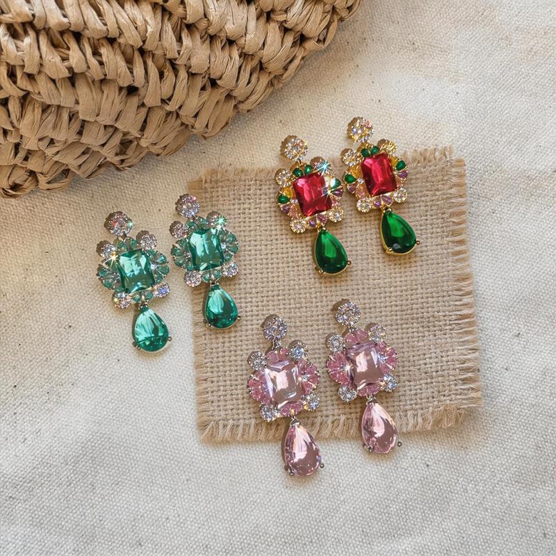 Silver Needle Zircon Square Water Drop Earrings: Retro Luxe Statement for Women
