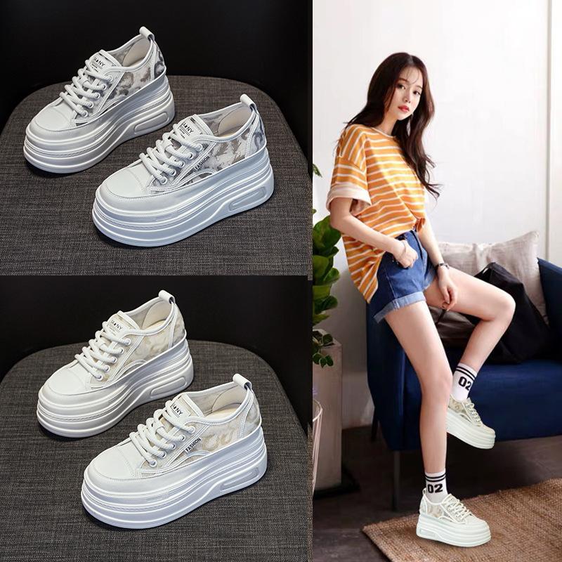Special mesh dad shoes women's 2025 summer new casual shoes French round head thick sole heightening student white shoes