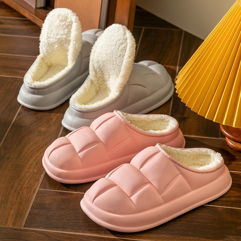 Waterproof cotton slippers women's winter new velvet warm cotton drag couple silent non-slip cotton shoes wool slippers shoes